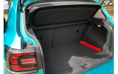 Шторка багажника Volkswagen T-Roc