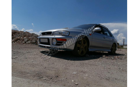Накладка передняя Subaru Impreza