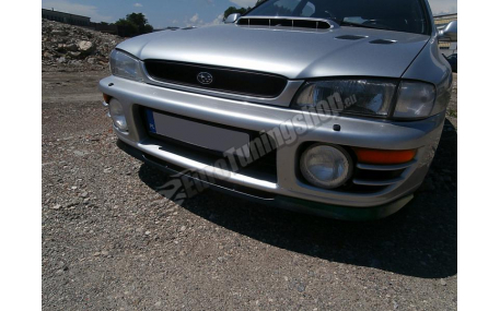 Накладка передняя Subaru Impreza