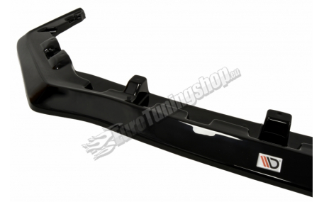 Накладка передняя Subaru Impreza