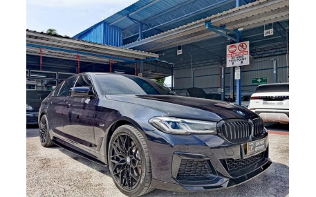 Накладка передняя BMW 5 G30 2020-2023