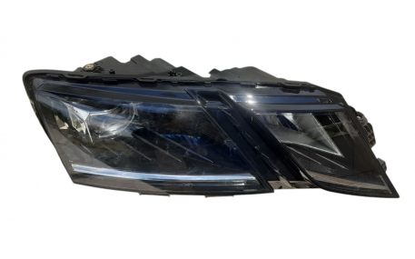 Фары передние Skoda Octavia A7 2017-2020