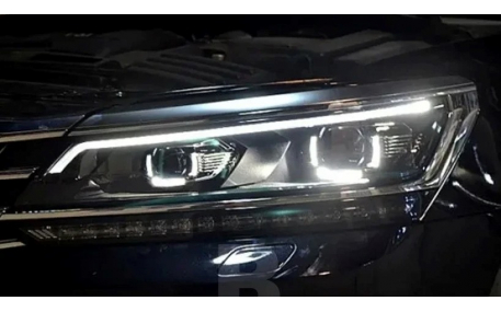Фары передние Volkswagen Passat B8 USA