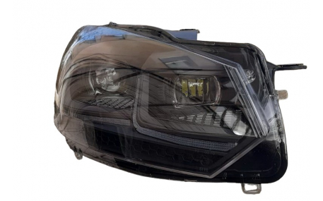 Фары передние Volkswagen Golf 6