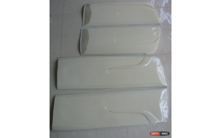 Молдинги дверей Toyota Hilux