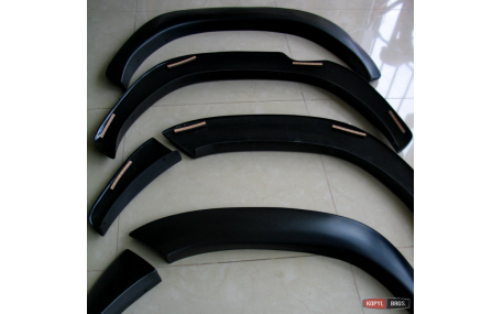 Арки Toyota Hilux