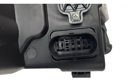 Фары передние Mercedes Sprinter W907