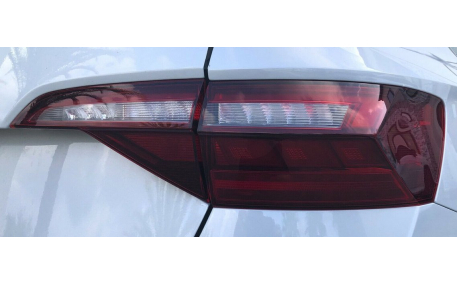 Фонари задние Volkswagen Jetta
