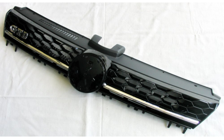 Решетка радиатора Volkswagen Golf 7 2012-2017