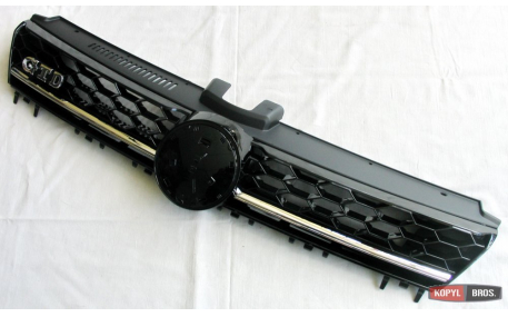 Решетка радиатора Volkswagen Golf 7 2012-2017