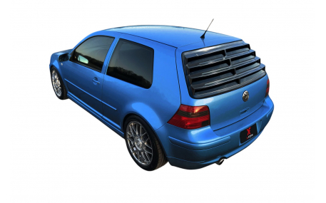 Накладка на заднее стекло Volkswagen Golf 4
