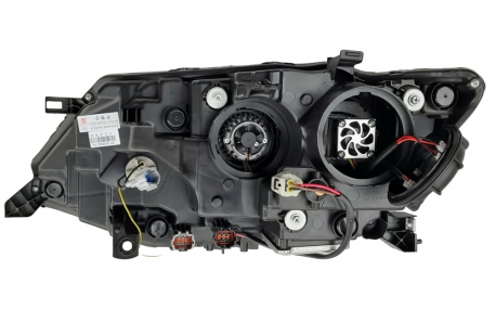 Фары передние Nissan X-Trail T32 2017-2020