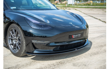 Накладка передняя Tesla Model 3 2017-2023
