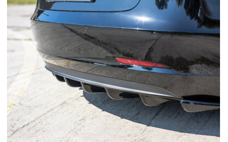 Накладка задняя Tesla Model 3 2017-2023