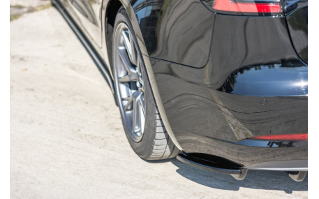 Накладка задняя Tesla Model 3 2017-2023