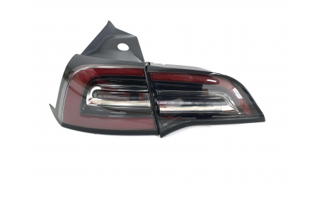 Фонари задние Tesla Model 3