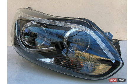 Фары передние Ford Focus MK3 2011-2014