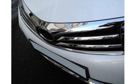 Хром накладки Toyota Corolla