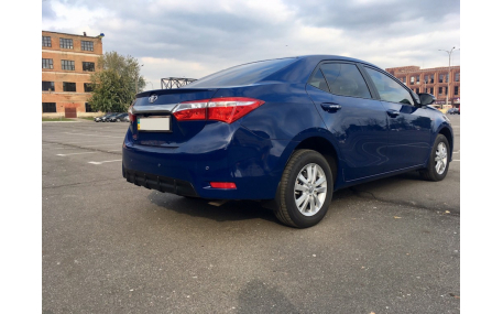 Спойлер Toyota Corolla