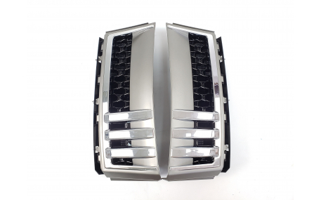Решетка радиатора Range Rover Vogue 2009-2012
