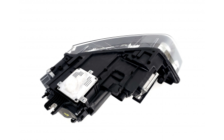 Фары передние Audi Q3