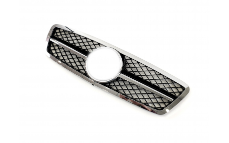 Решетка радиатора Mercedes C-class W203