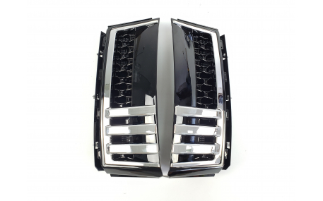 Решетка радиатора Range Rover Vogue 2009-2012