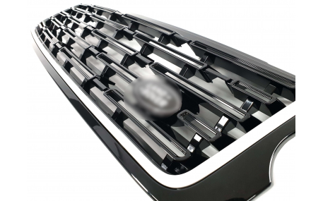 Решетка радиатора Range Rover Vogue 2012-2017