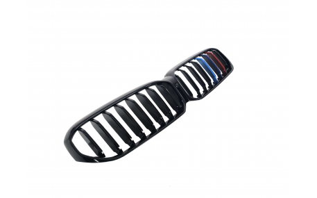 Решетка радиатора BMW 5 G30 2020-2023