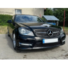 Решетка радиатора Mercedes C-class W204