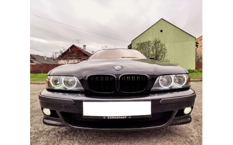 Решетка радиатора BMW 5 (E39)