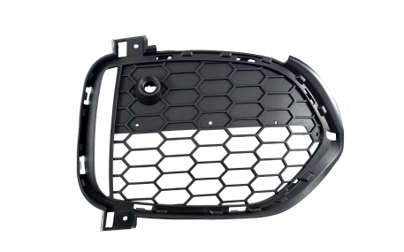 Решетка бампера BMW X5 (F15)