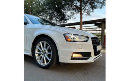 Решетка радиатора Audi A4 B8 2012-2015