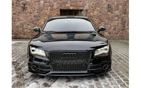 Решетка радиатора Audi A7 2010-2014