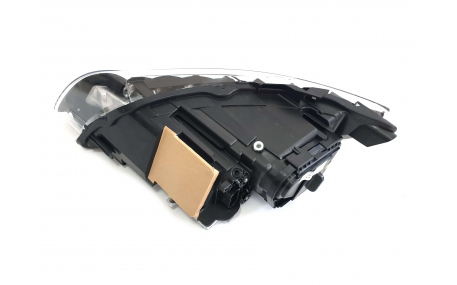 Фары передние Audi Q7 2010-2015