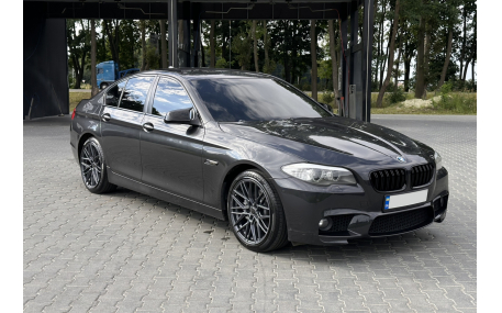 Бампер передний BMW 5 (F10)