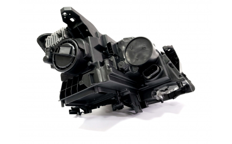 Фары передние Mercedes GLA-class X156