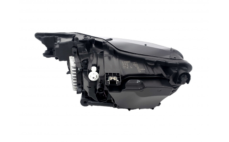 Фары передние Audi A6 C8