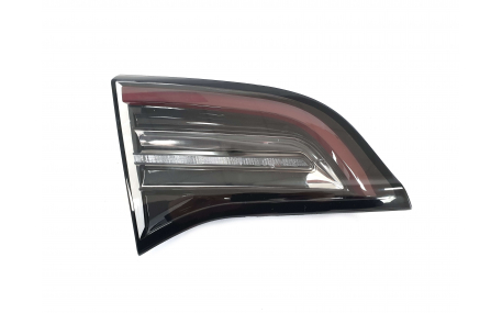 Фонари задние Tesla Model 3