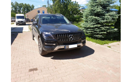 Решетка радиатора Mercedes ML-class W166
