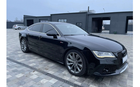 Бампер передний Audi A7 2010-2014