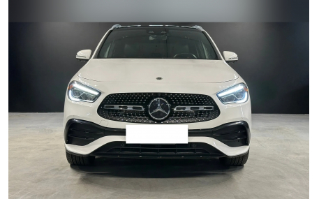 Решетка радиатора Mercedes GLA-class H247 AMG