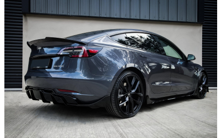 Накладки на бампера Tesla Model 3