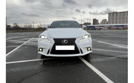 Решетка радиатора Lexus IS 2013-2016
