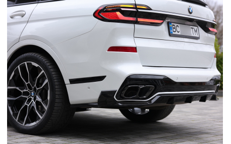 Накладки на бампера BMW X7 (G07) 2022-2024