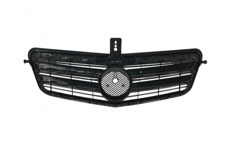 Решетка радиатора Mercedes E-class W212 2009-2013