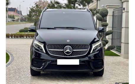 Решетка радиатора Mercedes V-class 2019-2023