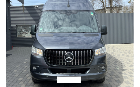 Решетка радиатора Mercedes Sprinter W907