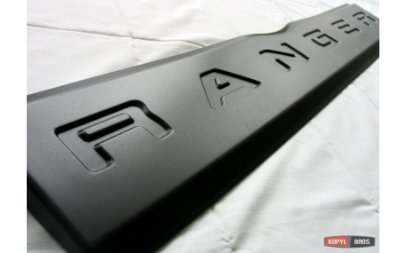 Накладка на задний борт Ford Ranger