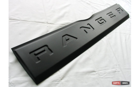 Накладка на задний борт Ford Ranger